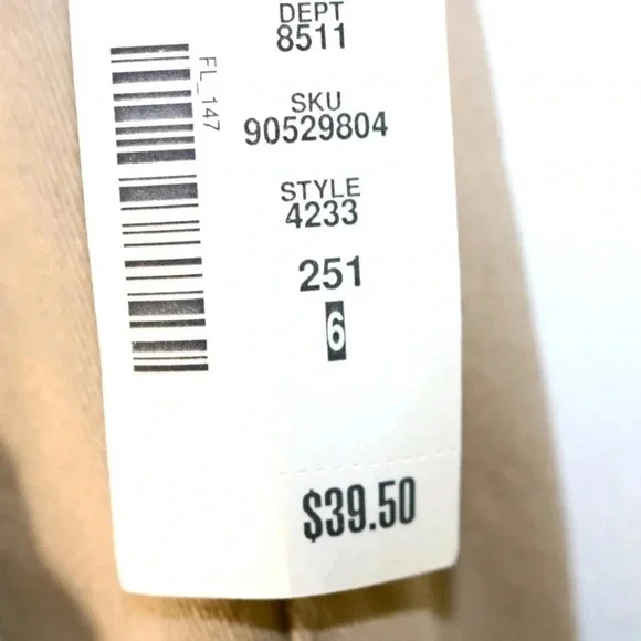 NWT Aeropostale Bermuda Shorts, women’s size 6 - Picture 4 of 6